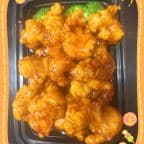 Best General Tso's Chicken in Amesbury, MA